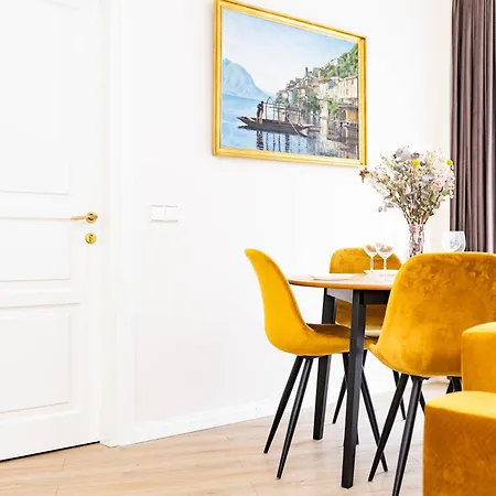 Cohost I Sunny, Bright & New Apt W-balcony @ Renesanso Apartment Vilnius
